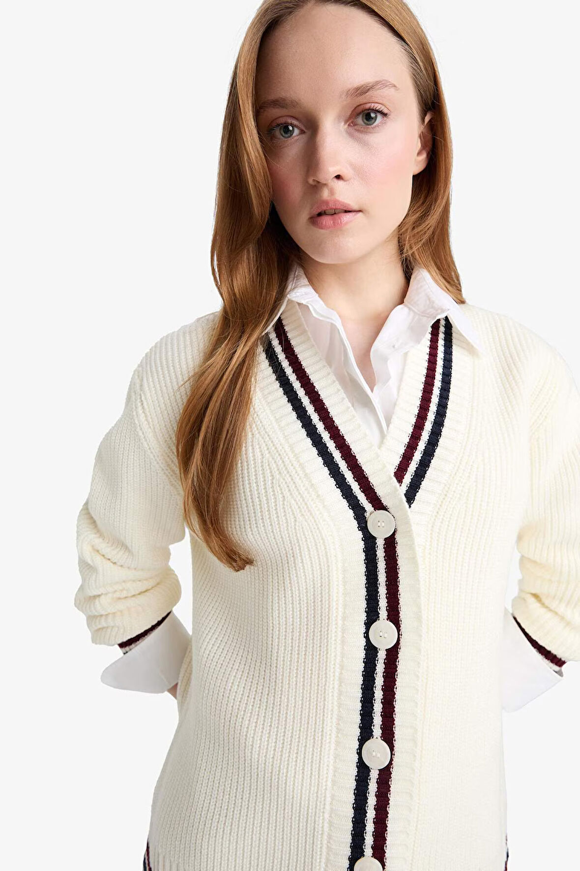 Regular Fit V Yaka Hırka