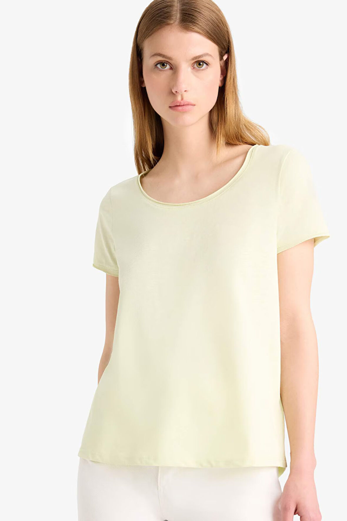 DeFacto Regular Fit Yuvarlak Yaka Basic Düz Kısa Kollu Tişört K1508AZ25SMGN1108