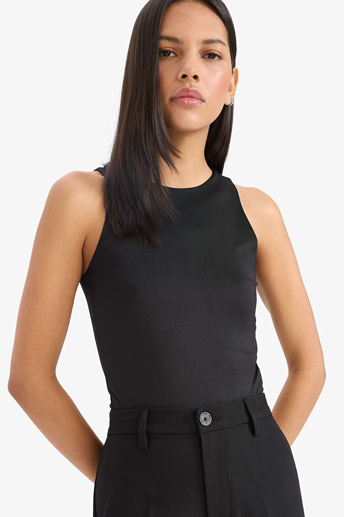 Afra x Defacto Slim Fit Dar Kesim Halter Yaka Atlet