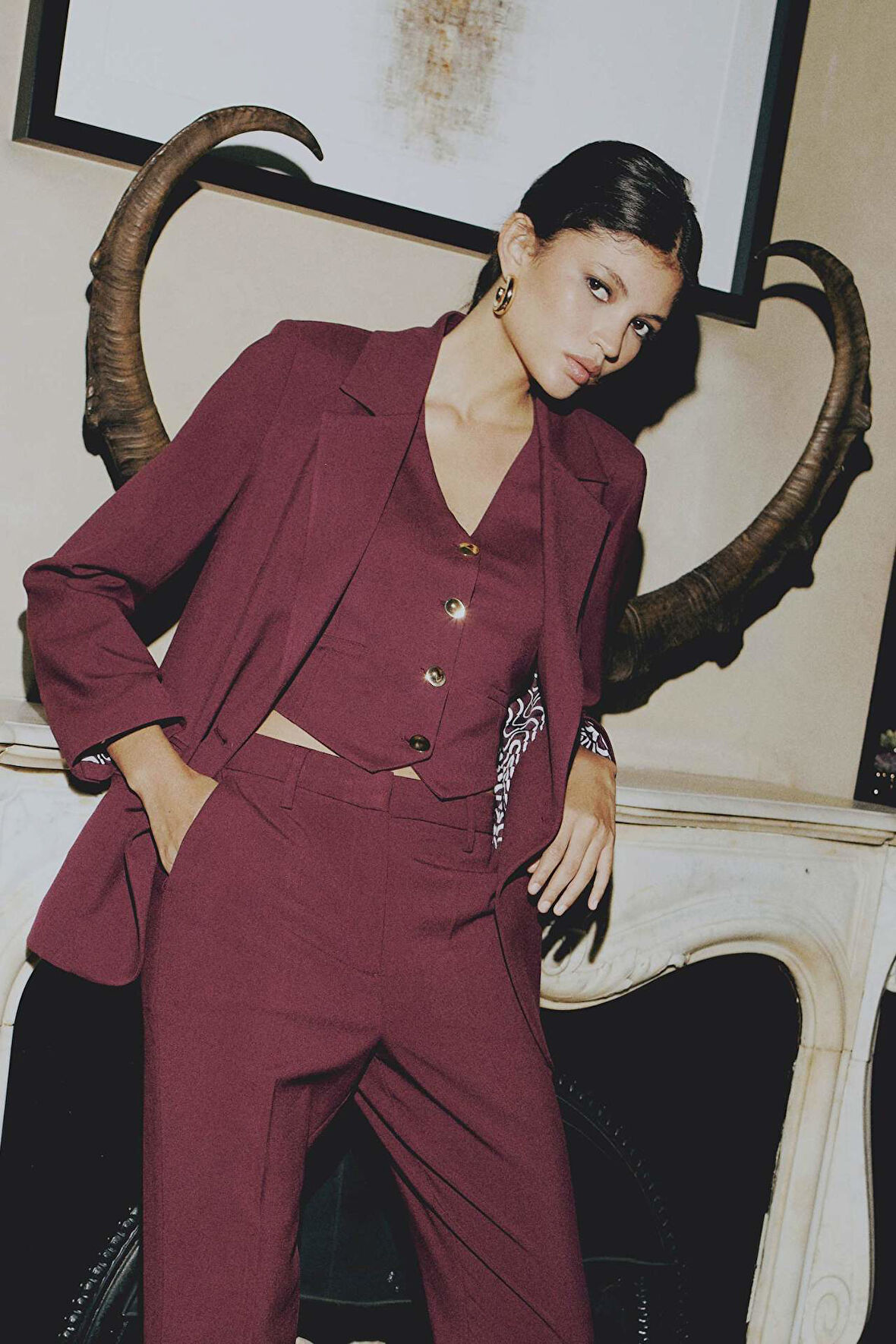 DeFacto x Sorbe Regular Fit V Yaka Düğmeli Blazer Yelek D9928AX24AUBR171