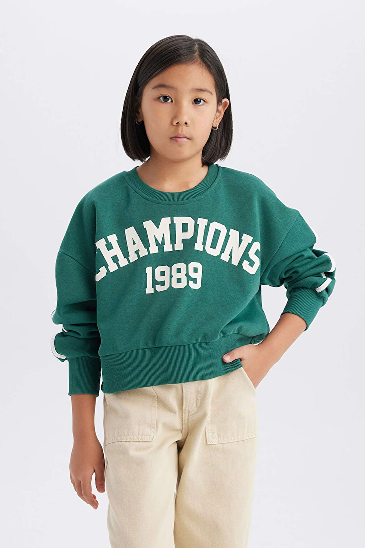 DeFacto Kız Çocuk Relax Fit Bisiklet Yaka Baskılı Sweatshirt D7442A825SPGN259