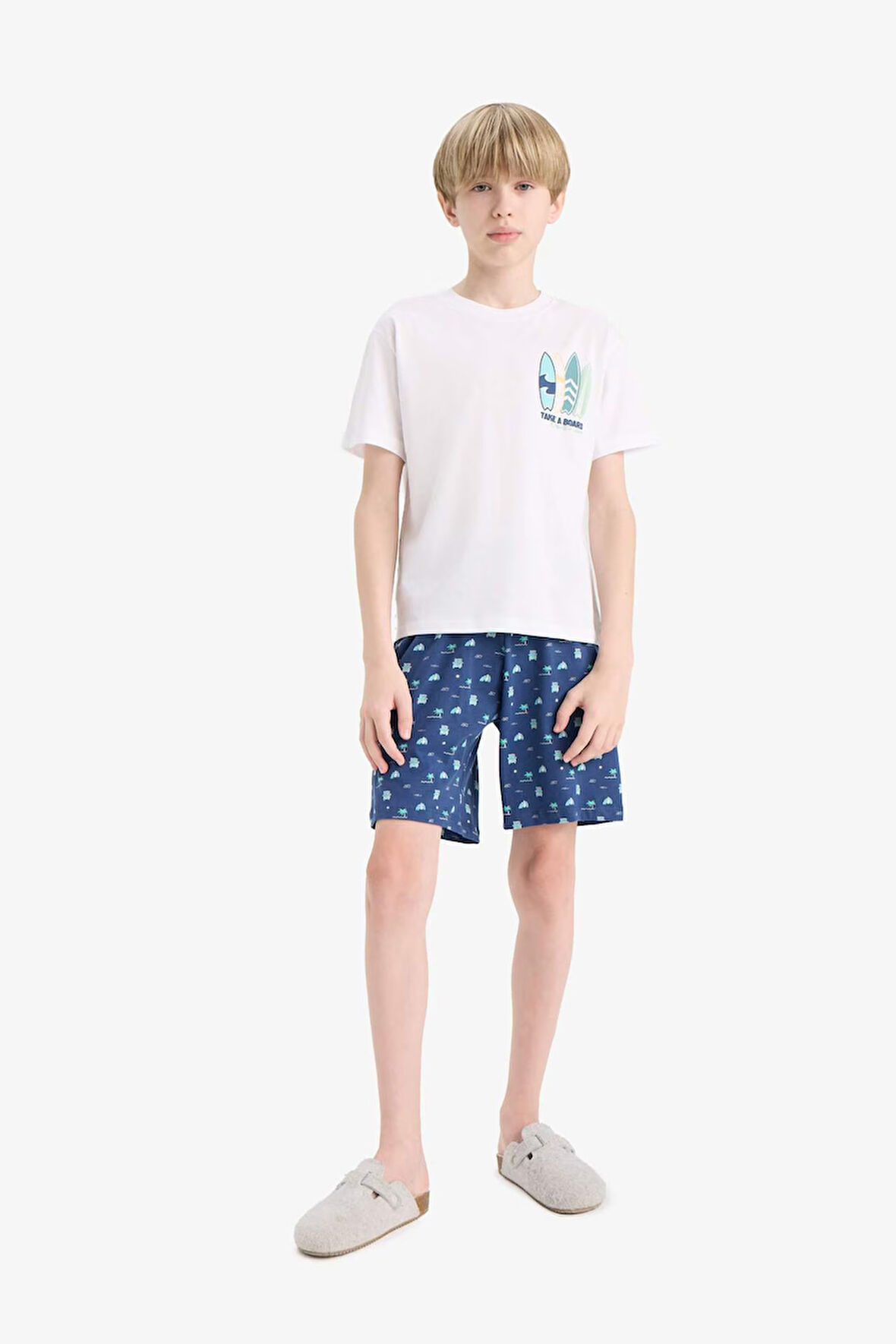 Erkek Çocuk Pijama Takımı Baskılı Kısa Kollu Üst Desenli Şort