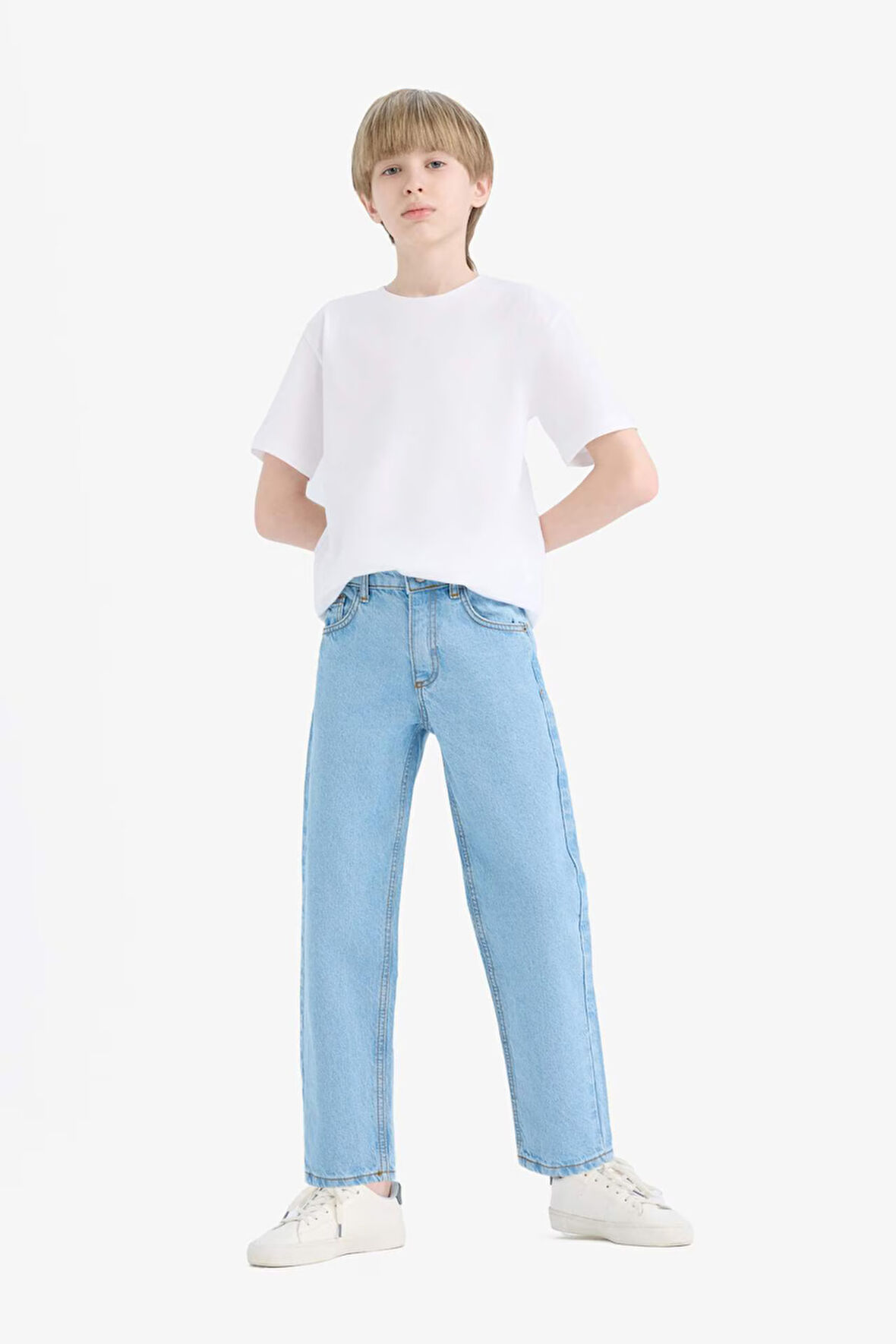 DeFacto Erkek Çocuk Straight Fit Düz Paça Jean Pantolon D9012A825SMNM41