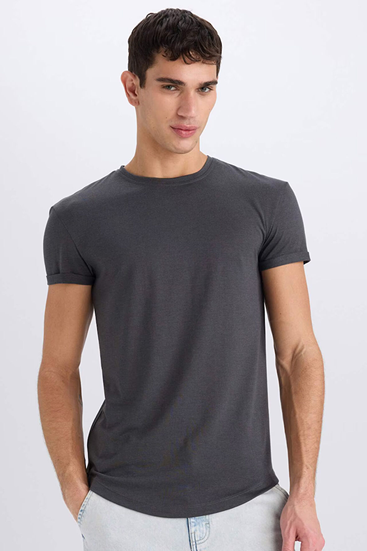 DeFacto Long Muscle Fit Bisiklet Yaka Basic Düz Kısa Kollu Tişört N2104AZ25SPBK81