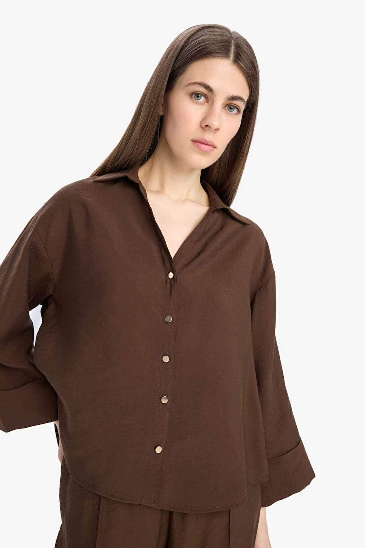 Loose Fit Apaşk Yaka Basic Düz Uzun Kollu Gömlek