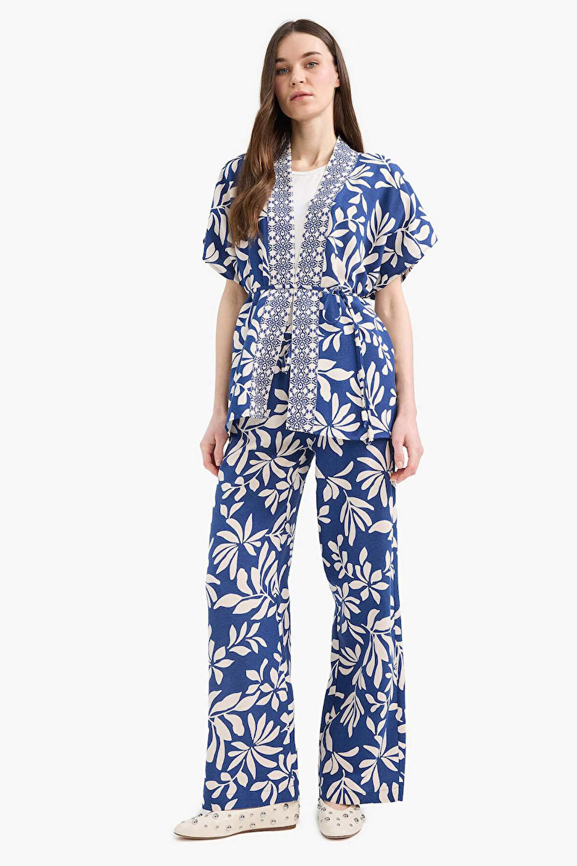 Regular Fit Desenli Cep Detaylı Düz Paça Keten Karışımlı Pantolon