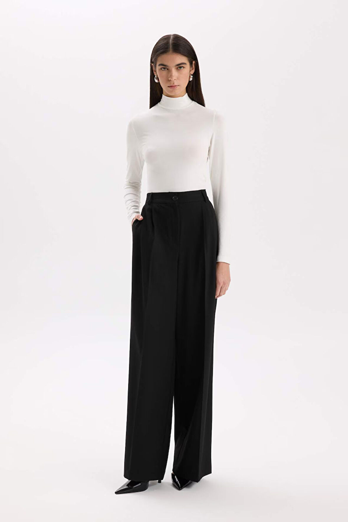 DeFacto Pantolon Wide Leg Uzun Boy Cepli Yüksek Bel Geniş Bol Paça E2799AX24WNBK81
