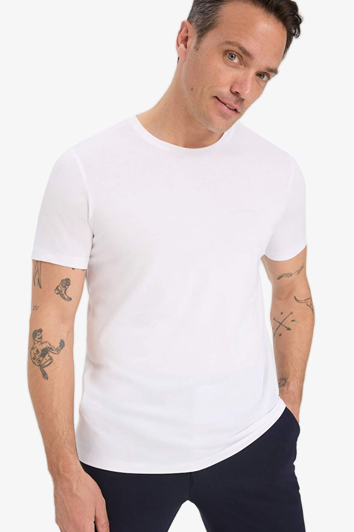 Slim Fit Dar Kesim Bisiklet Yaka Basic Düz Kısa Kollu Tişört