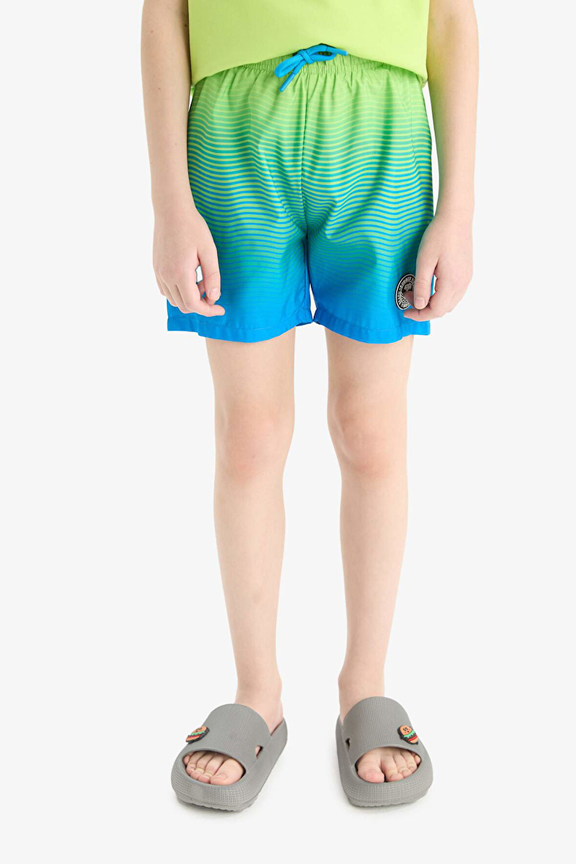 DeFacto Erkek Çocuk Degrade Baskılı Deniz Şortu E7577A825HSGN669