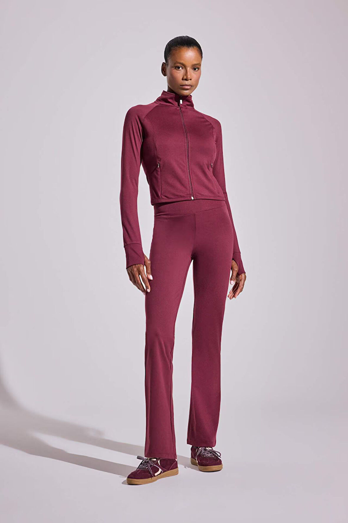 DeFactoFit Flare Fit Toparlayıcı Yüksek Bel İspanyol Paça Soft Touch Sporcu Pantolon