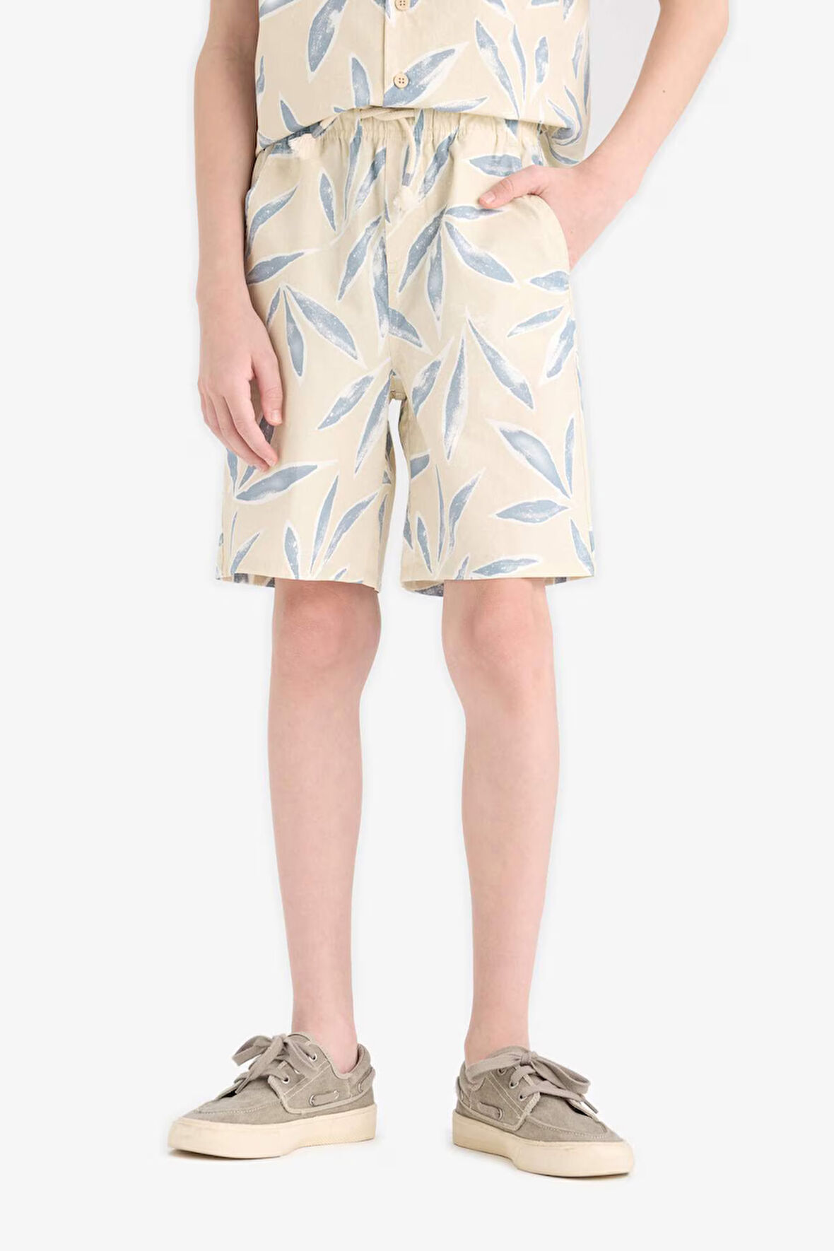 Erkek Çocuk Regular Fit Floral Paraşüt Şort