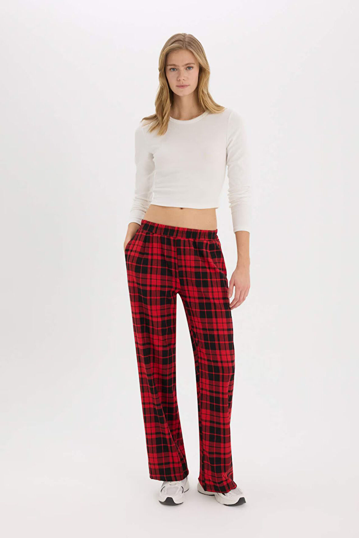 DeFacto Coool Wide Leg Kareli Kumaş Pijama Pantolon Geniş Bol Paça Beli Cepli Lastikli Normal Bel D9547AX25SPRD328