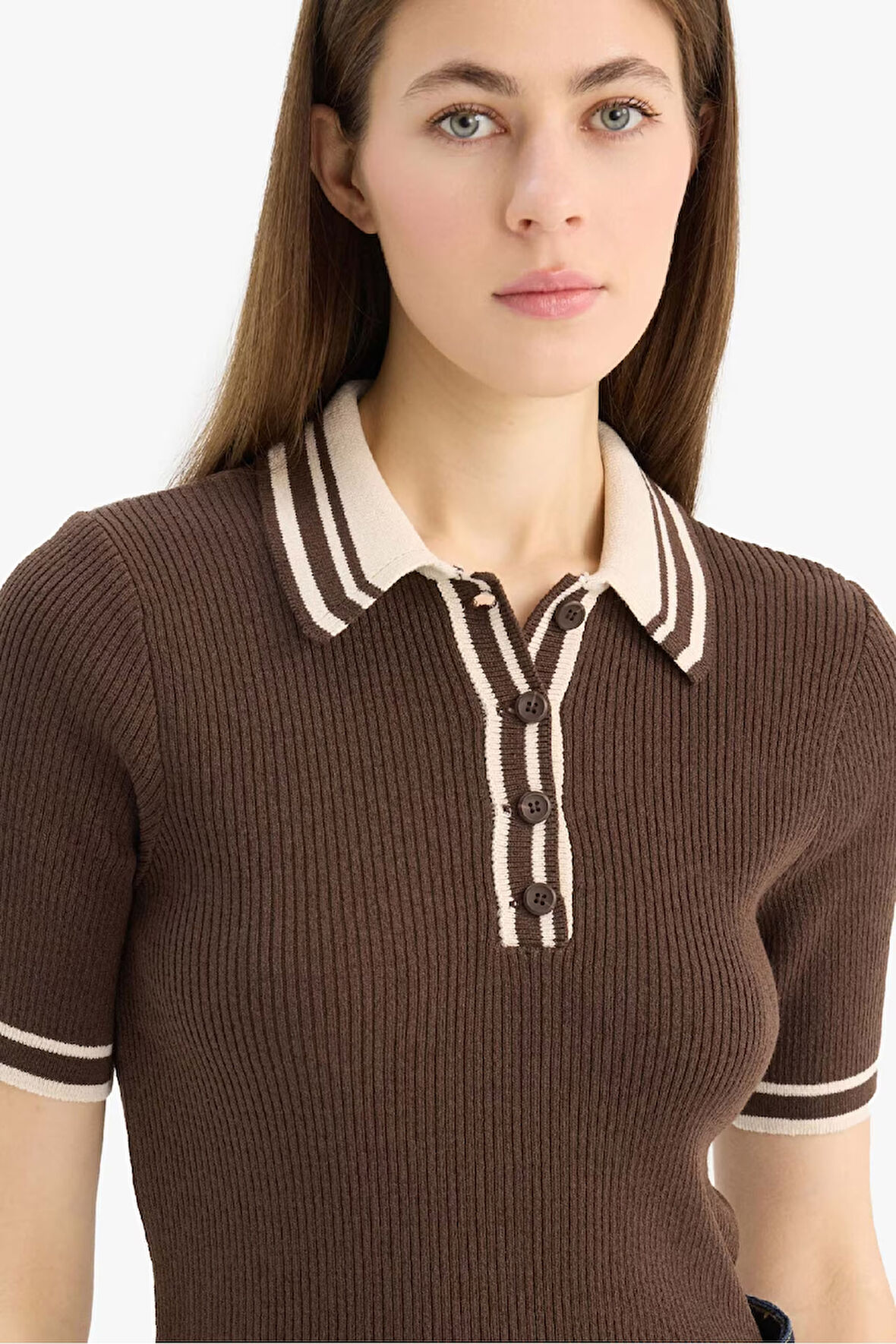 	Regular Fit Düğmeli Polo Yaka Kısa Kollu Triko Kazak