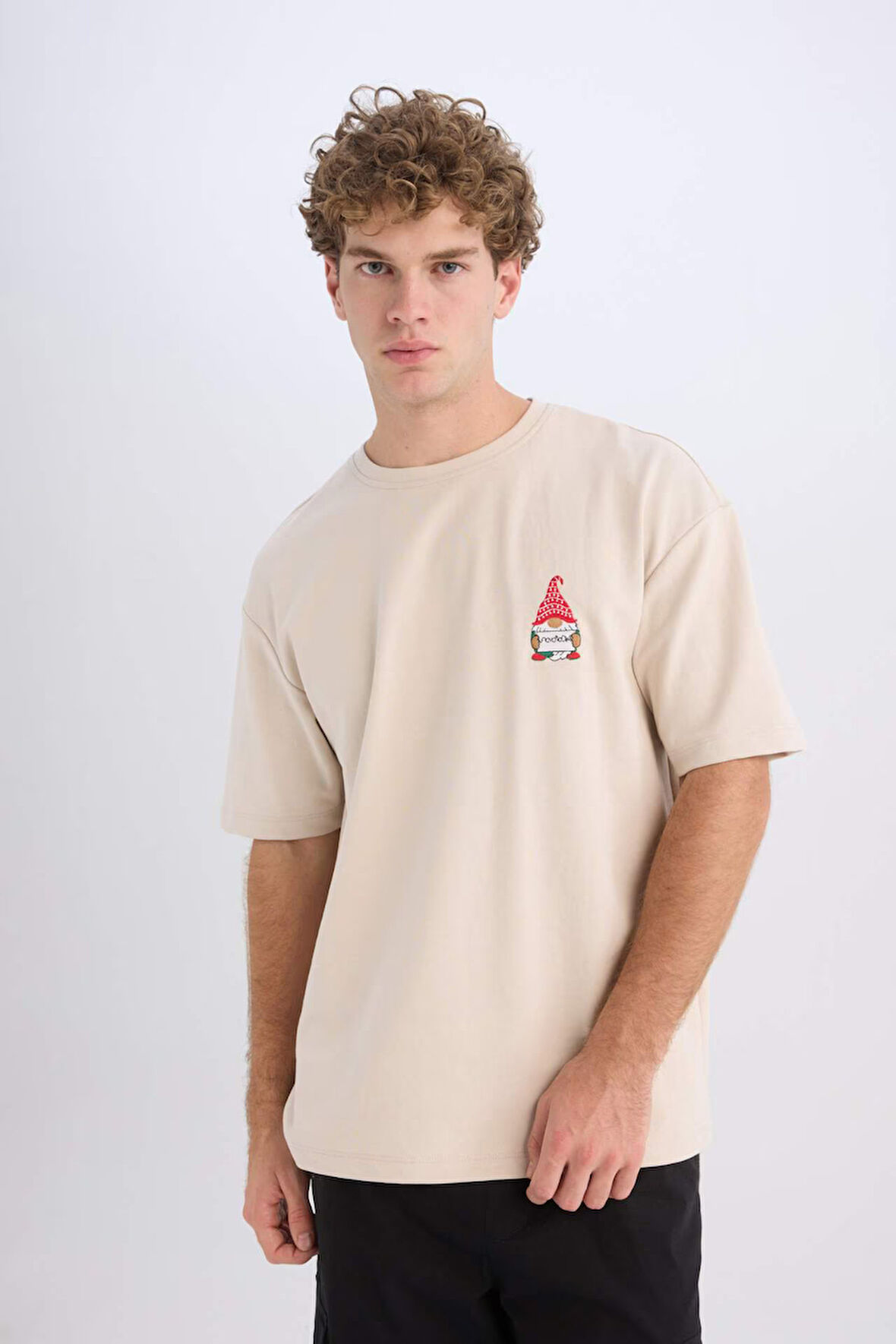 DeFacto Boxy Fit Bisiklet Yaka Baskılı Kısa Kollu Ağır Kumaş Tişört D4156AX24WNBG700