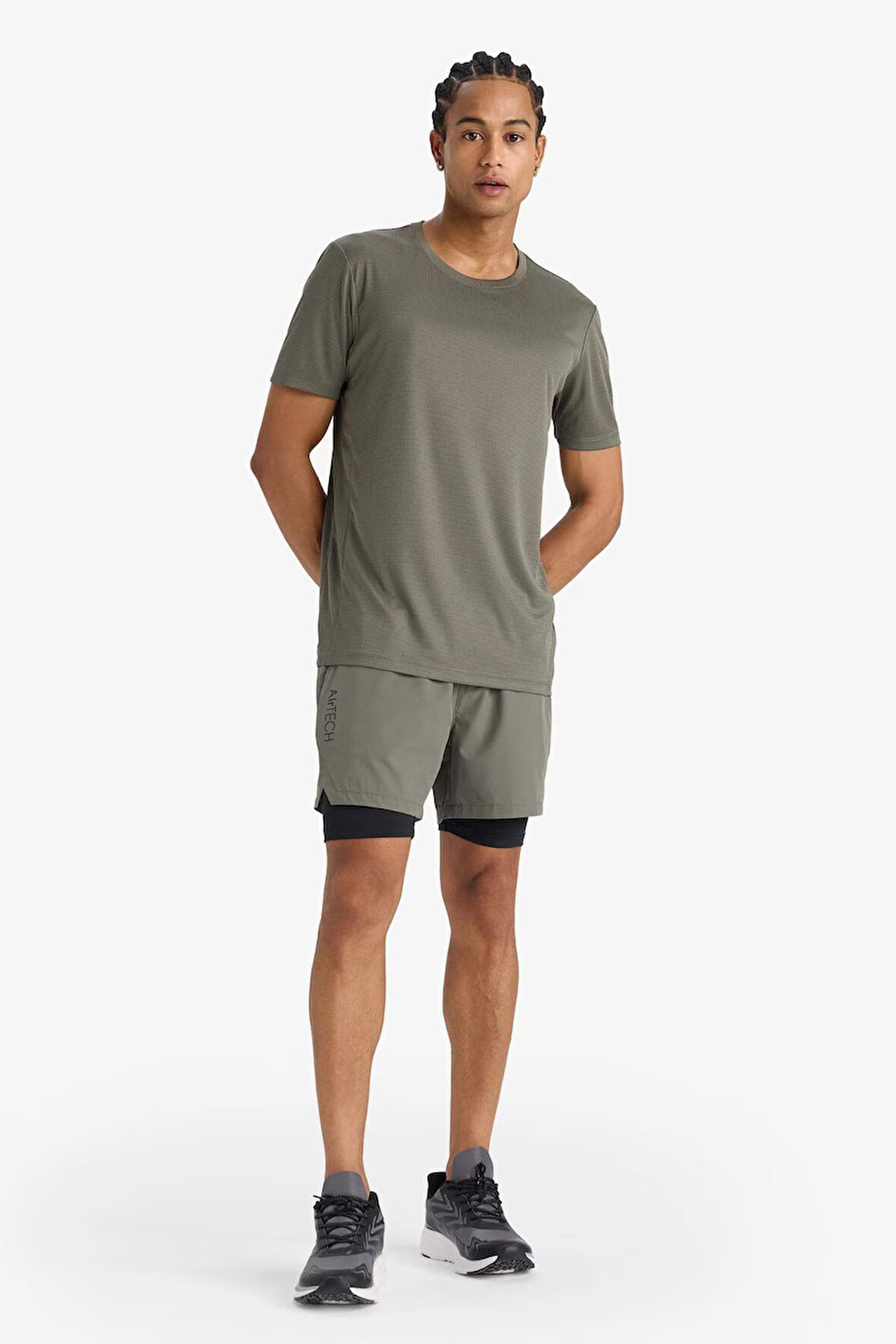 DeFactoFit Slim Fit Dar Kesim Sporcu İçi Taytlı Dokuma Şort