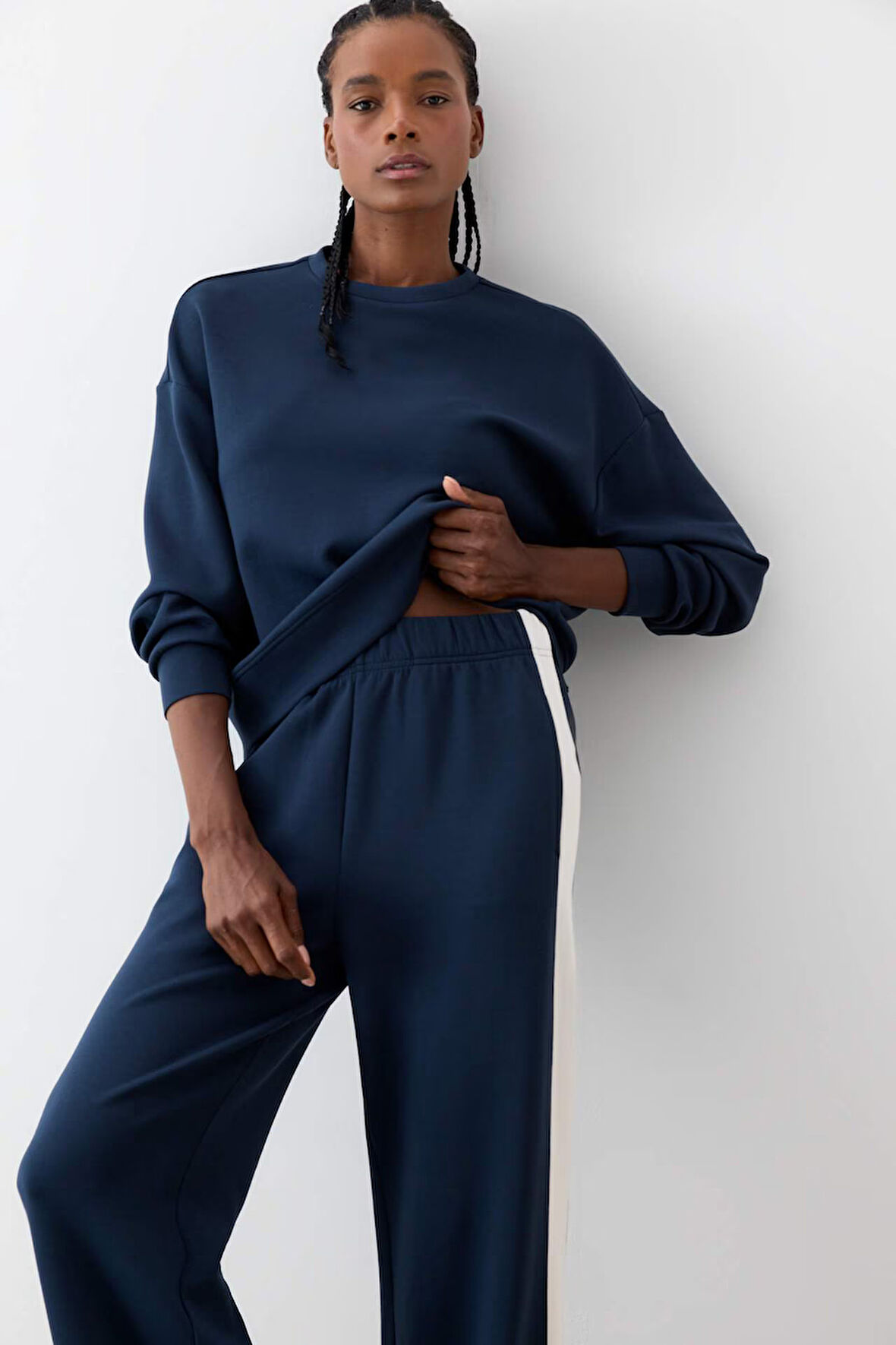 DeFactoFit Oversize Geniş Kalıp Bisiklet Yaka Modal Sporcu Sweatshirt