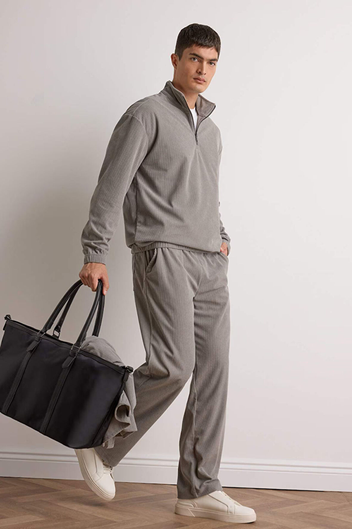 Wide Leg Cepli Geniş Paça Kadife Pantolon