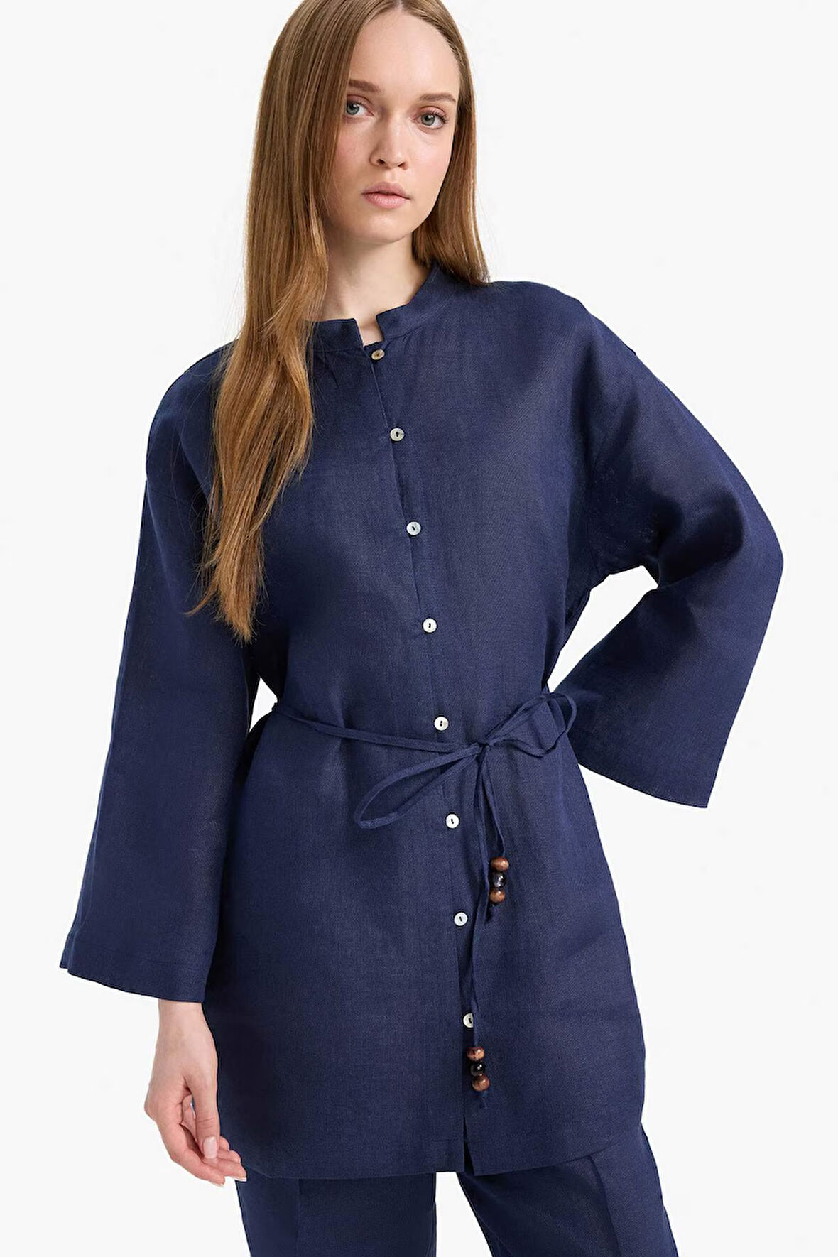 DeFacto %100 Keten Regular Fit Bağcıklı Uzun Kollu Tesettür Gömlek Tunik D4394AX25SMNV31