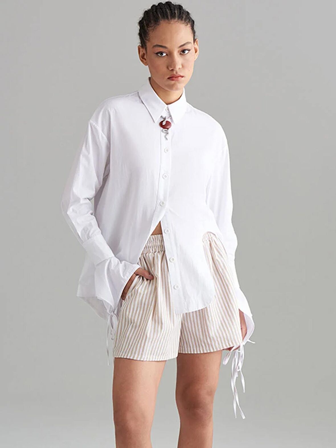 Koton Şort - Bej Çizgili