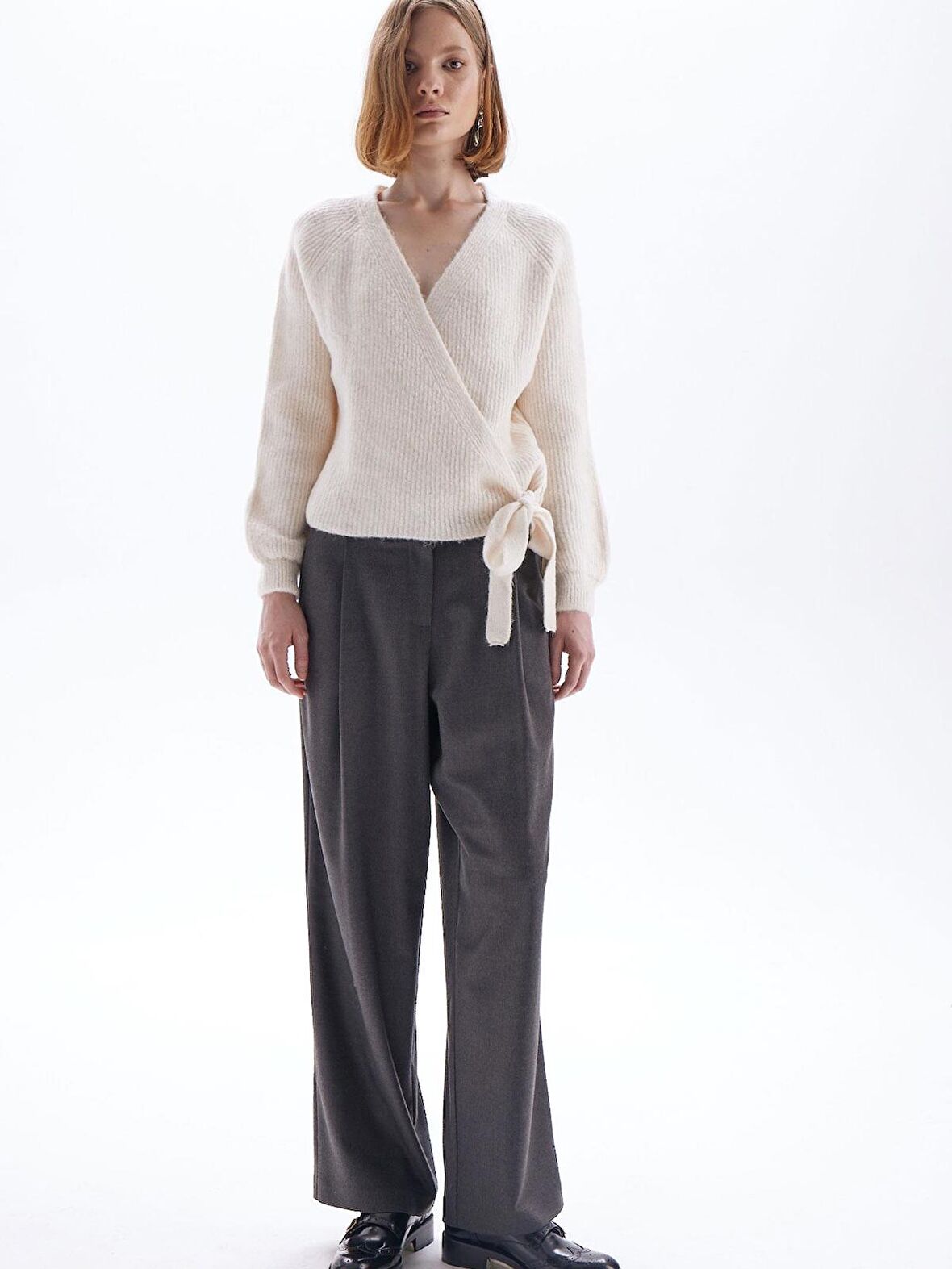 Önü Pileli Bol Paça Pantolon - Gri