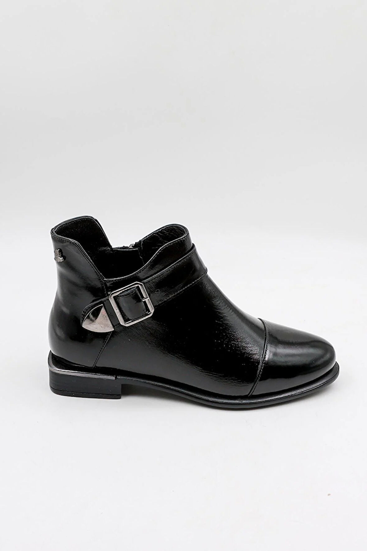 Venüs Kadın Hakiki Deri Yanı Toka Detaylı Bot 2050108K - Siyah Rugan - 36