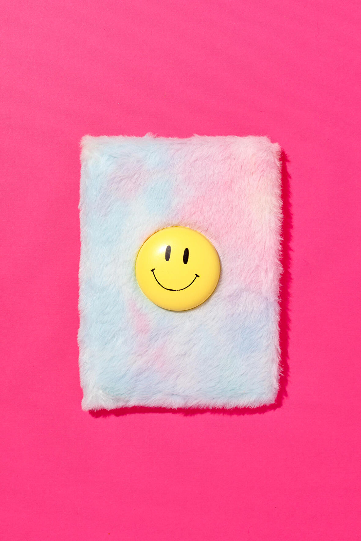 Ecrou Pelüş Kaplama Silikon Gülen Yüz Kabartmalı Not Defteri Ajanda 70 Yaprak 21 x 15 cm