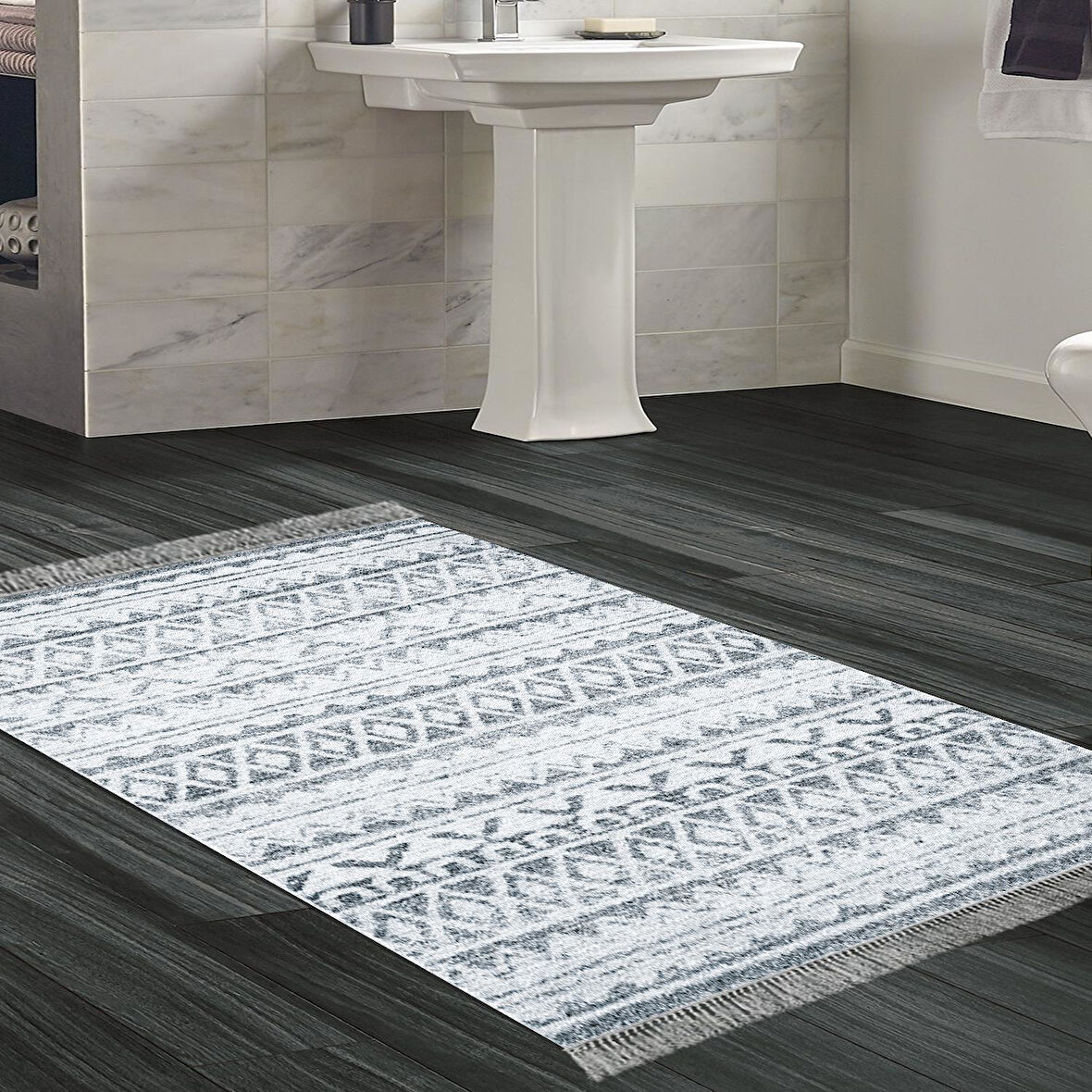 Dekoreko Kaymaz Taban Djt Banyo Halısı Yıldız Deri Saçaklı İskandinav F5078