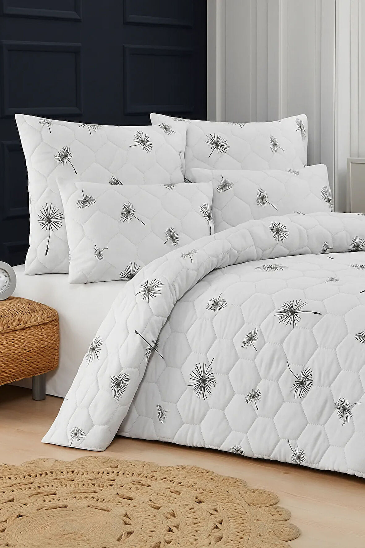 İbiza Çift Kişilik Kapitone Dolgulu Pike 4 Mevsim Petek Dsn |Yastık Kılıfı Hediye| 200x230cm