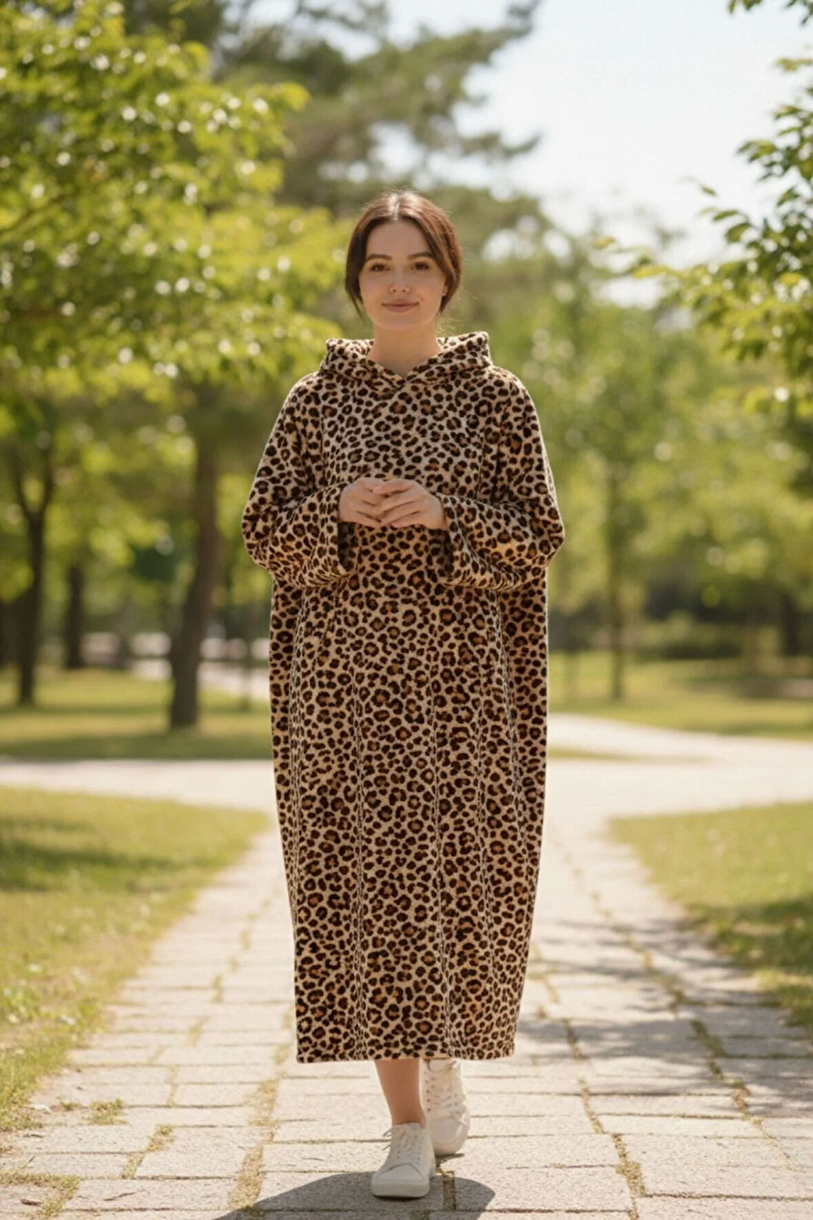 Serona Wellsoft Peluş Kapüşonlu Uzun Panço Yumuşak Dokulu Giyilebilir Tv Battaniyesi | Leopar L/XL