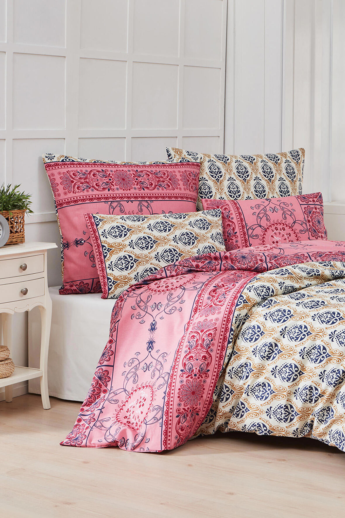 Tenerife Çift Kişilik Nevresim Seti Çarşafsız