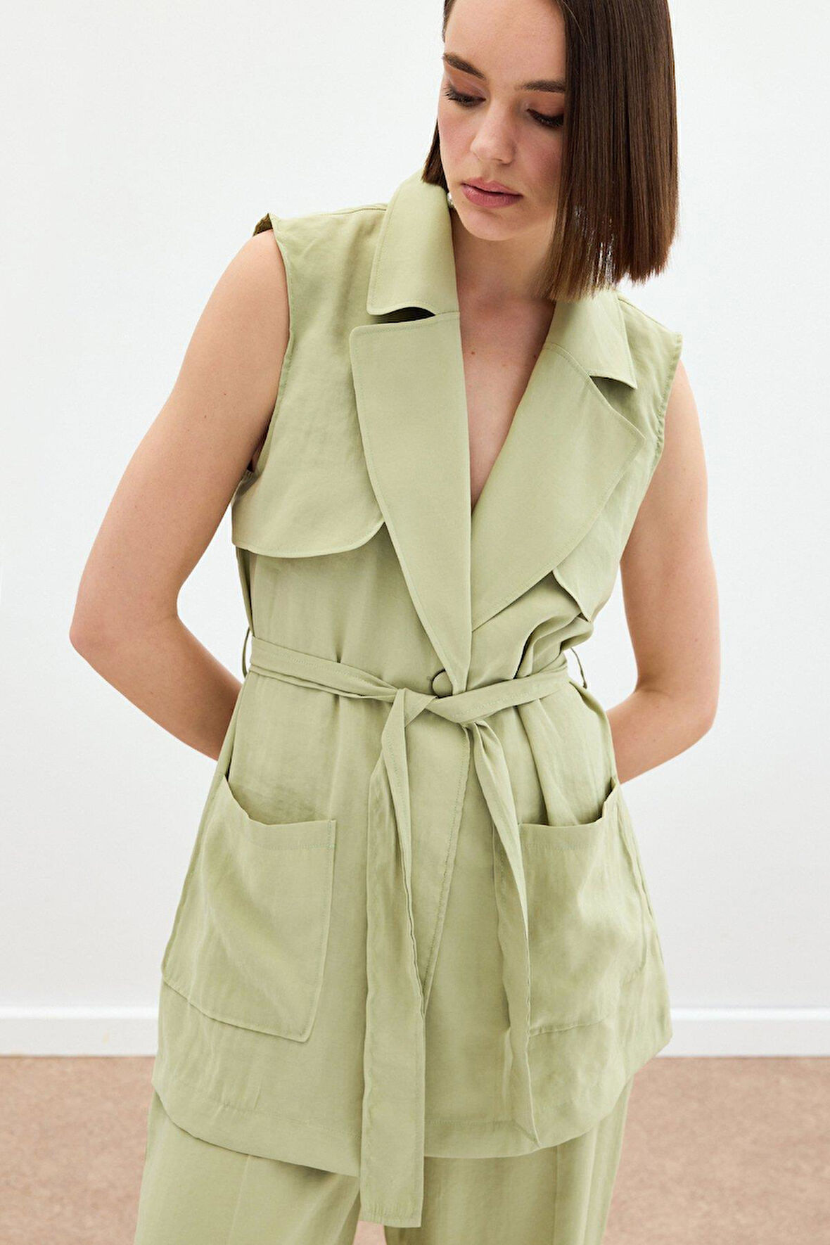 Sateen Kadın Kuşaklı Model Yelek 1804-6037