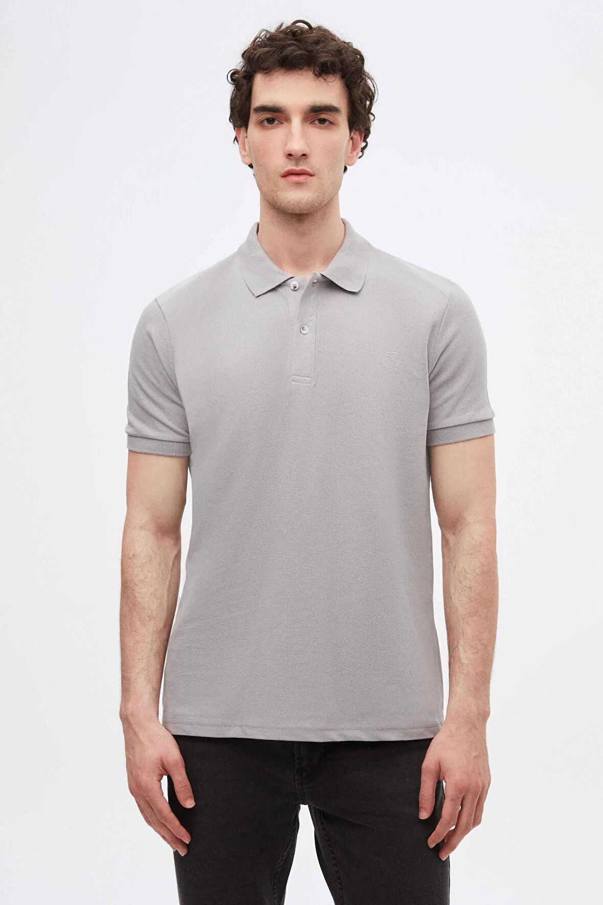 D'S Damat Regular Fit Gri Pike Dokulu %100 Pamuk Kıvrılmaz Polo Yaka Nakışlı T-Shirt 4HC14ORT51000