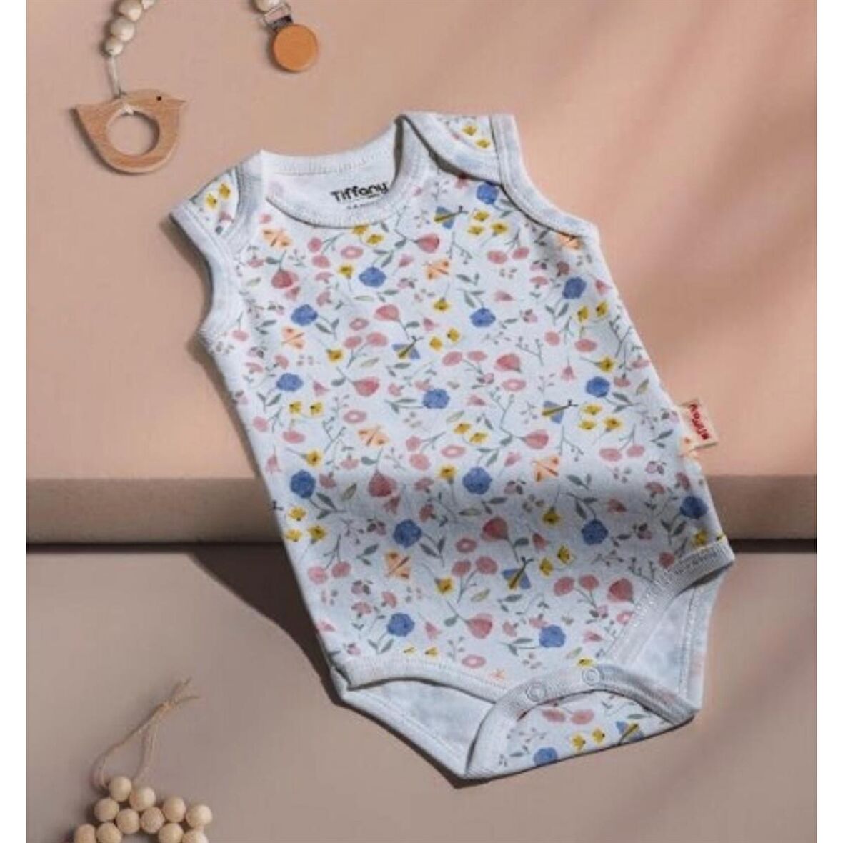 Tiffany Atlet Body Flowers Theme