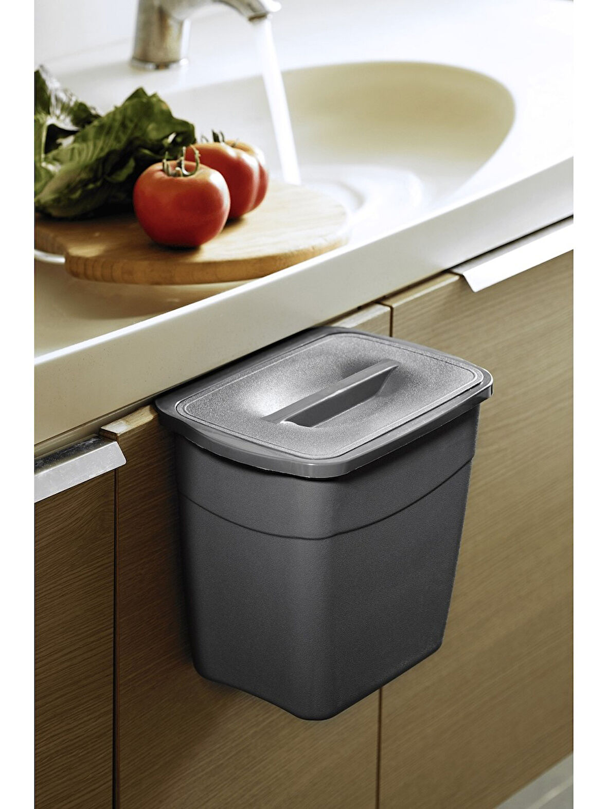 Askılı Asılabilir Tezgah Altı Kapaklı Çöp Kovası 5 Litre Mor