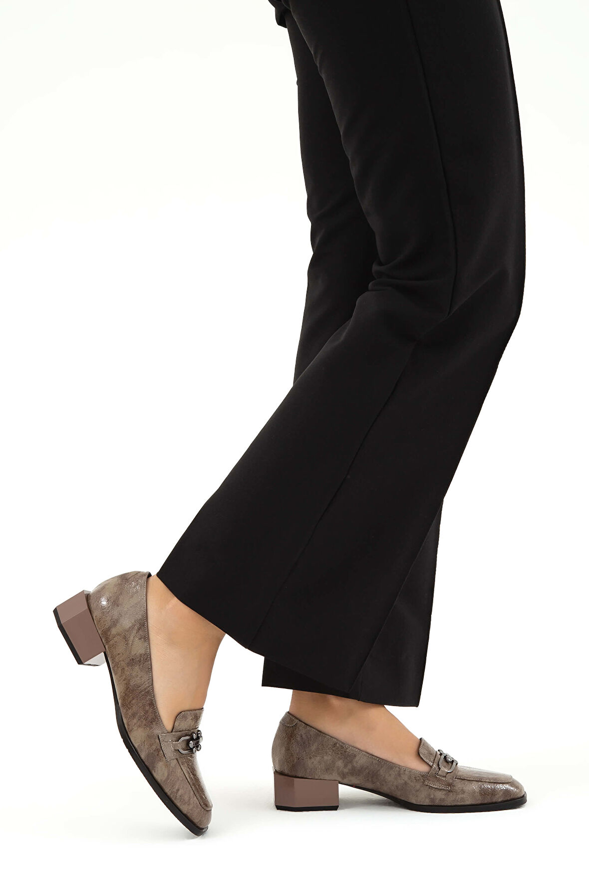 Tamer Tanca Kadın Hakiki Deri Vizon Rugan Loafer Ayakkabı 923 442 BN AYK SK22/23 VIZON KRSK RGN