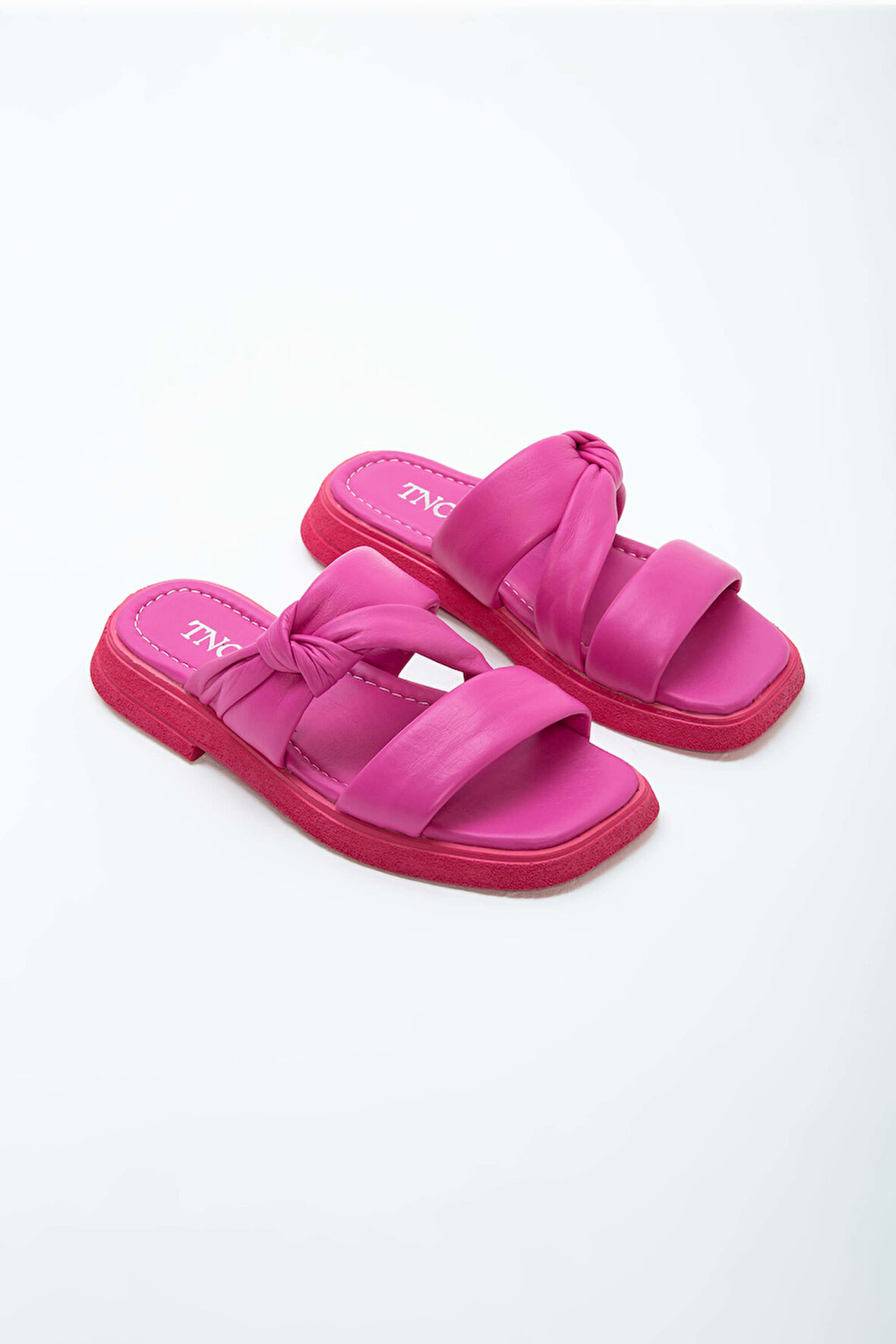 Tamer Tanca Kadın Hakiki Deri Pembe Düz Terlik 878 235 BN TRLK Y23 FUSYA