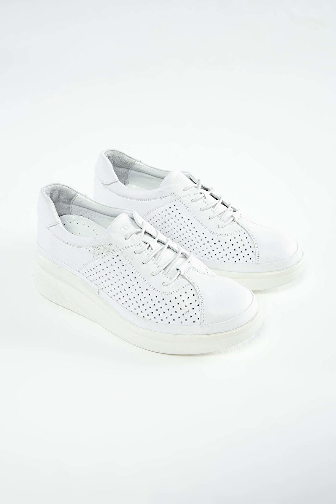 Tamer Tanca Kadın Hakiki Deri Beyaz Comfort Ayakkabı 824 3537 BN AYK Y23 BEYAZ DR