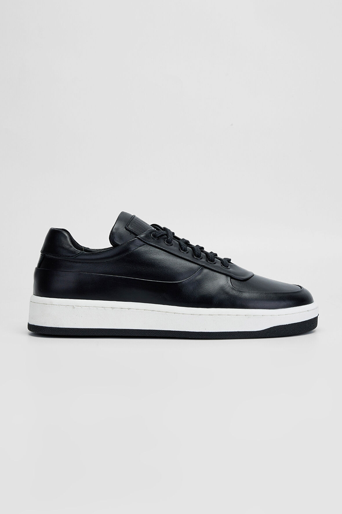 Valmenti Erkek Siyah Hakiki Deri Sneakers & Spor Ayakkabı 325 500-50 ERK AYK SK23/24