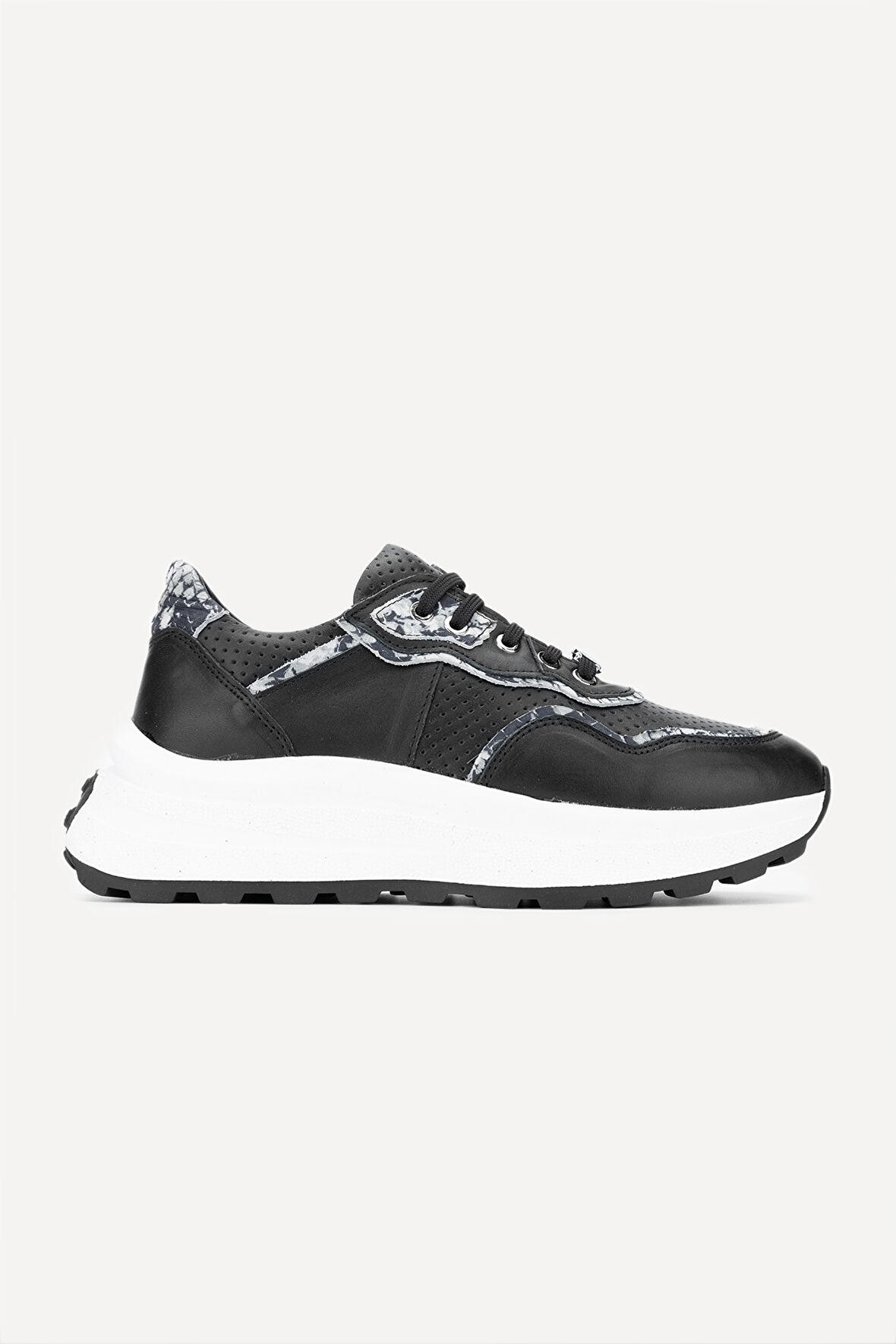 Valmenti Adamy Kadın Siyah Multi Hakiki Deri Sneakers & Spor Ayakkabı 453 5264 BN AYK Y24