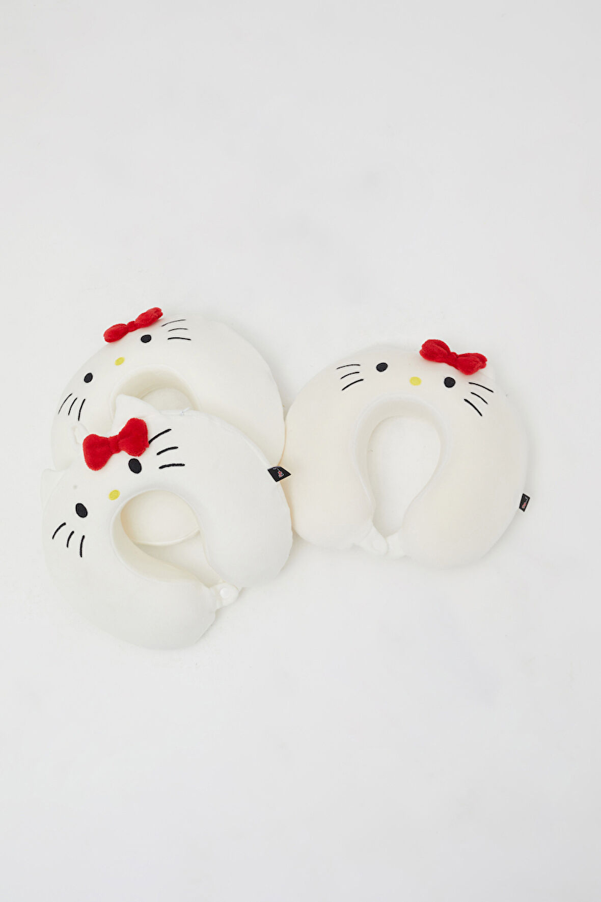Lisanslı Hello Kitty Visco Seyahat Yastığı