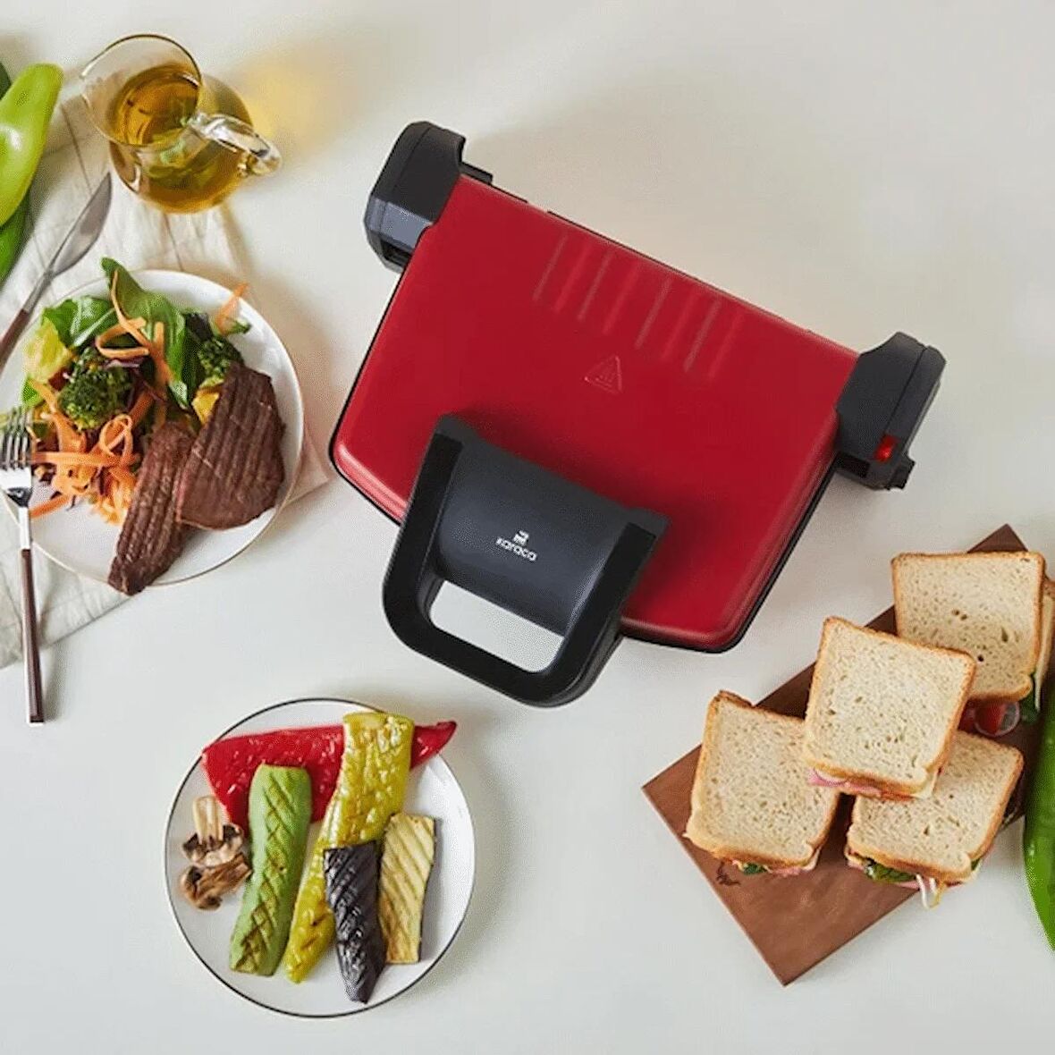 Karaca Future Essential Tost Makinesi Matte Red 1800 W