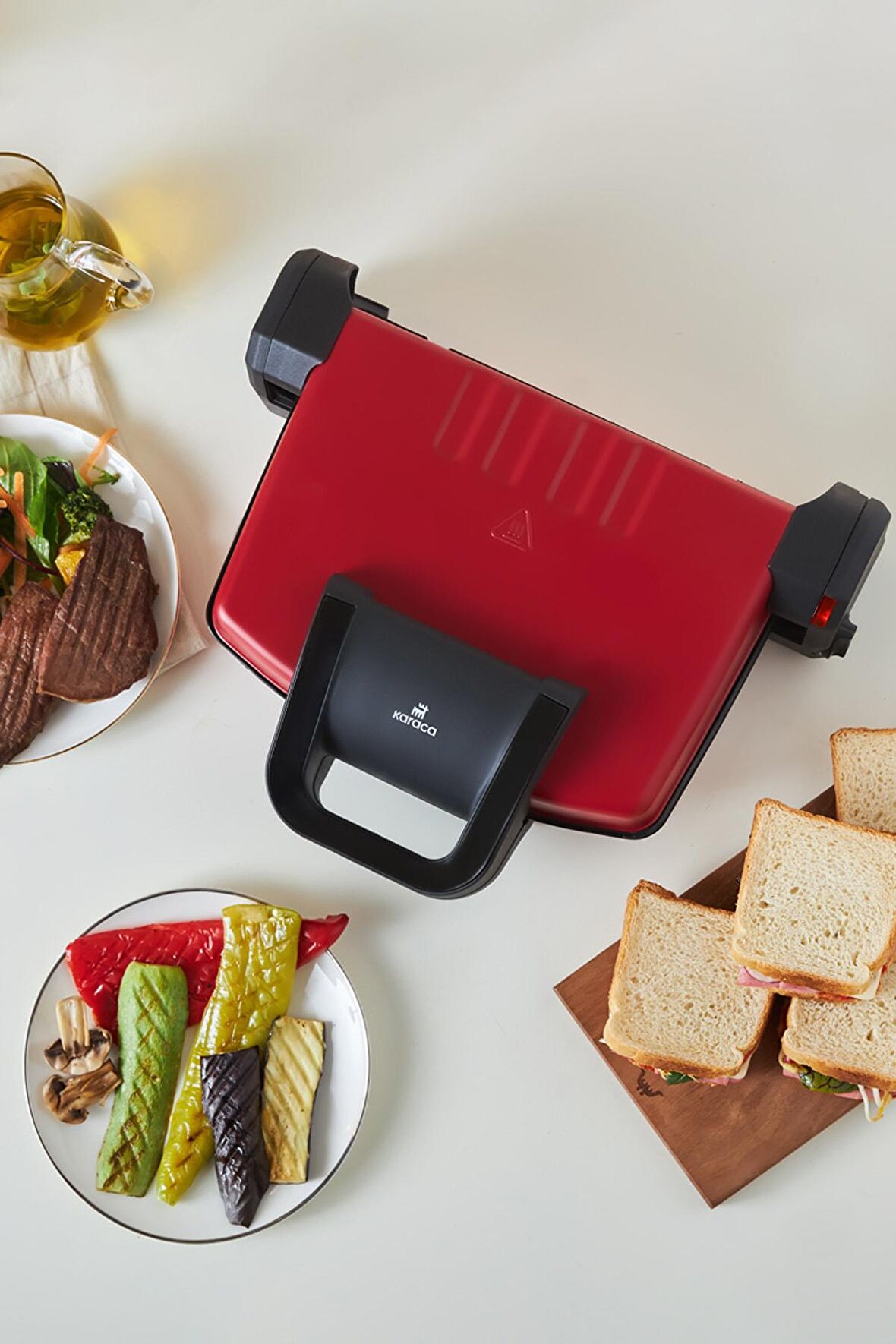 Future Essential Tost Makinesi Matte Red 1800 W