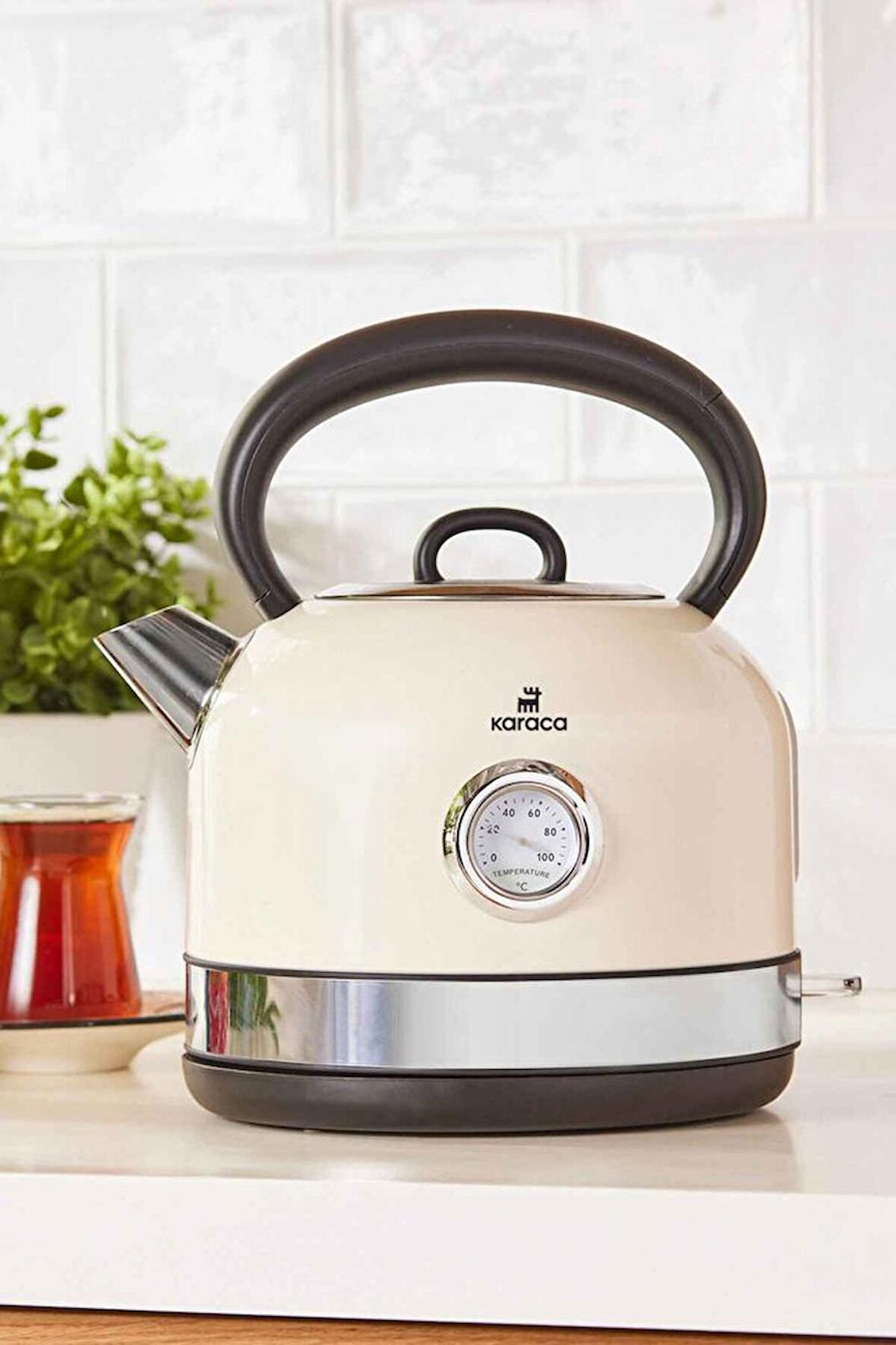 Retro 2202 Su Isıtıcısı Kettle Krem 2200W