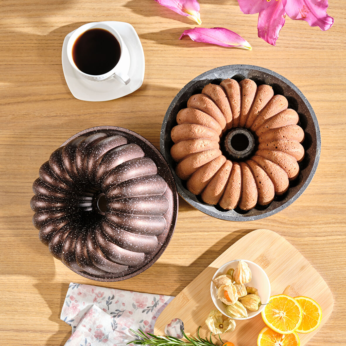 Karaca Cake Pro Lina Kahverengi Döküm Dilimli Kek Kalıbı 25,5 Cm