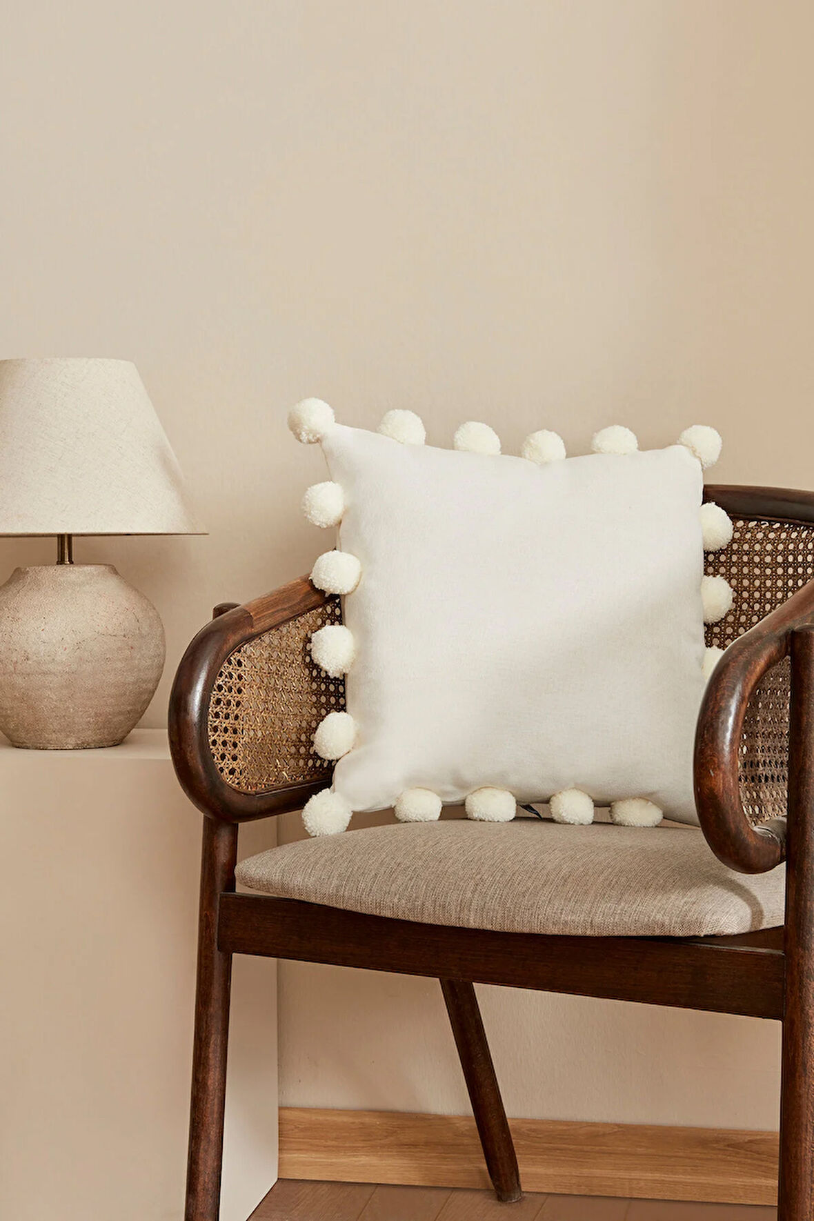 Karaca Home Bonte Dolgulu Kırlent Krem