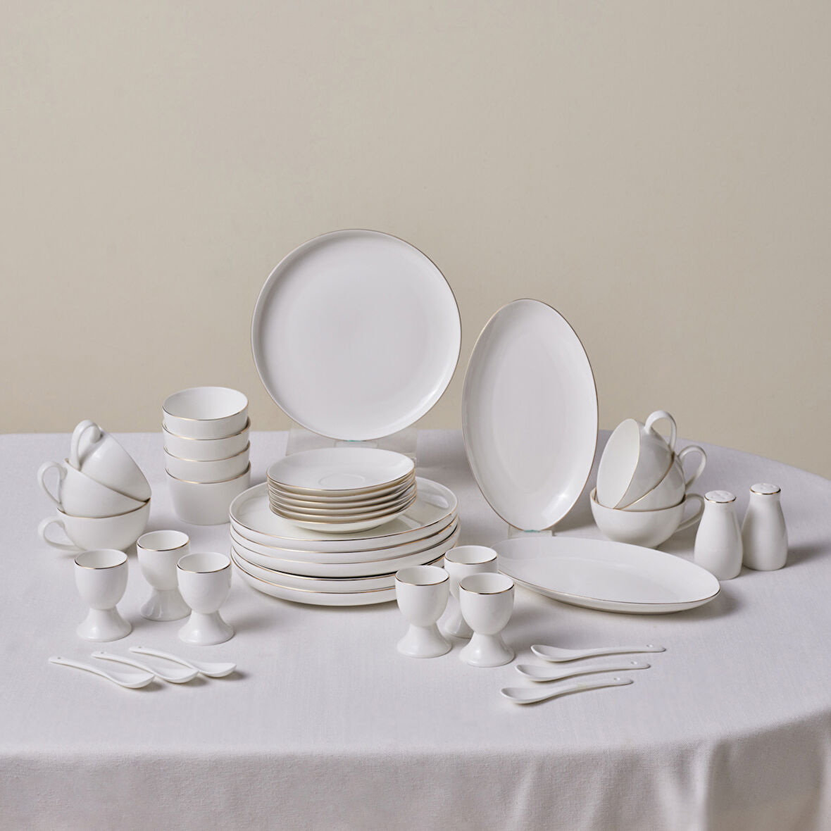 Karaca Elegance Bone Favaro 38 Parça 6 Kişilik Kahvaltı Seti Gold