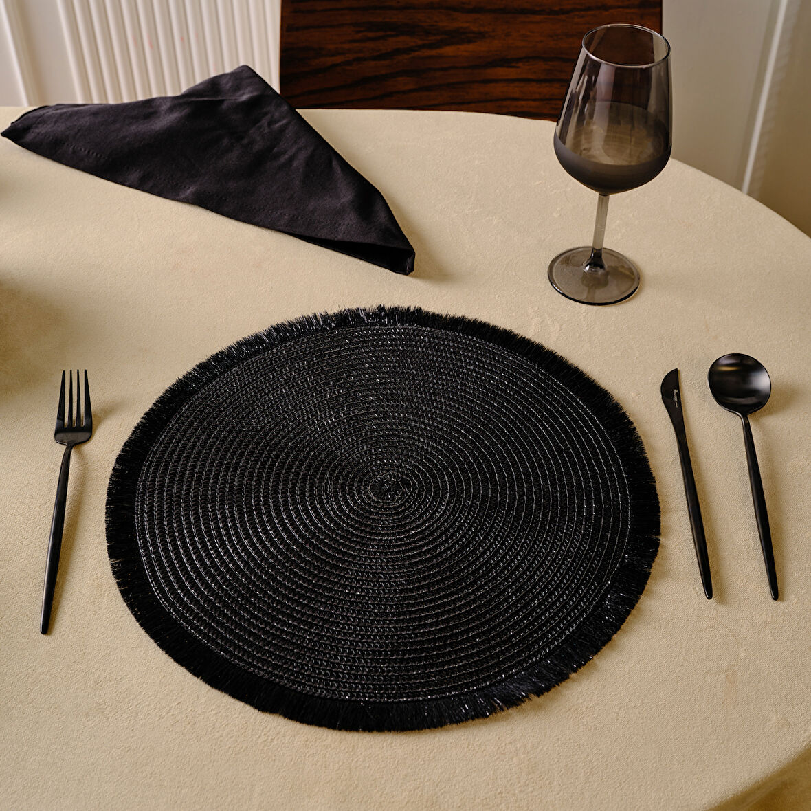 Karaca Kristina 2'li Amerikan Servisi Siyah