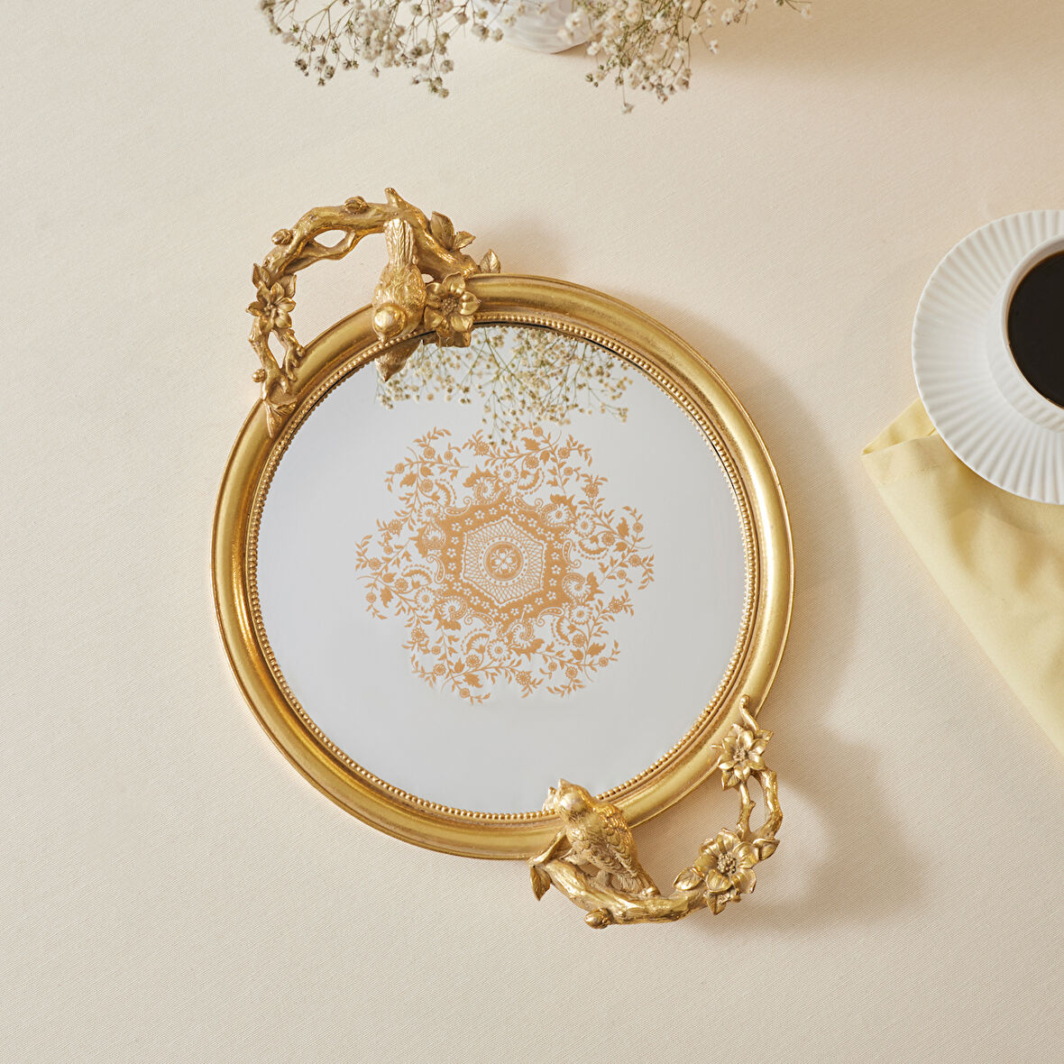 Karaca Vilma Dekoratif Tepsi Gold 36x26x4,5 cm