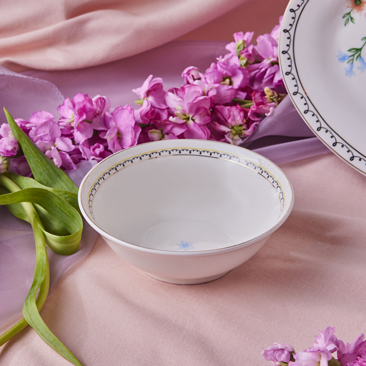 Karaca Minton Mavi Çiçek Kase 14 Cm