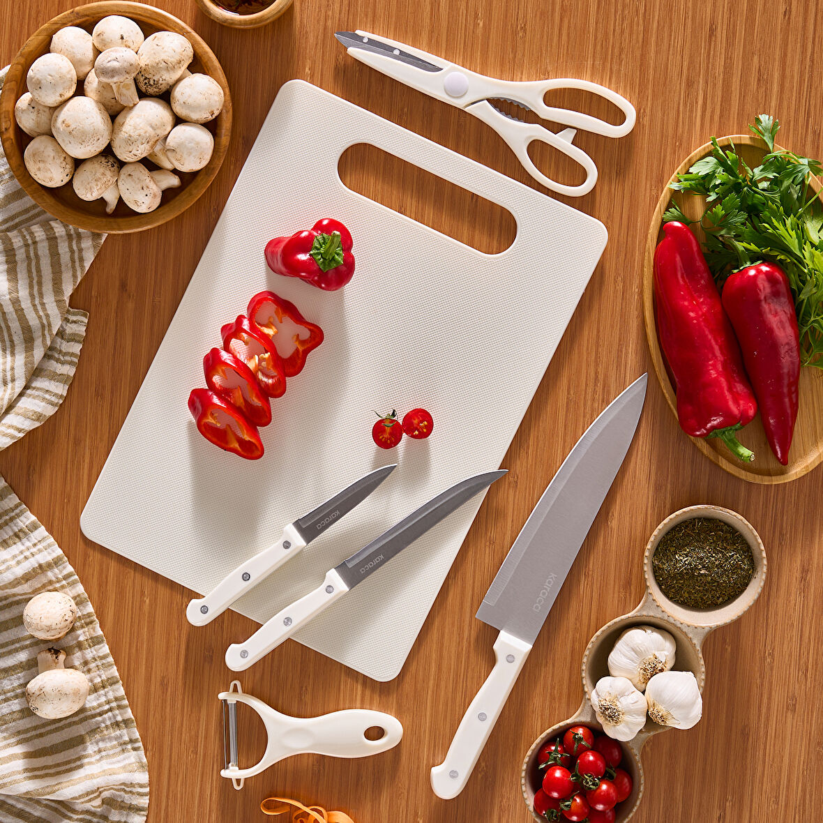 Karaca Sharp 6 Parça Kesme Tahtalı, Makaslı Bıçak Seti Krem